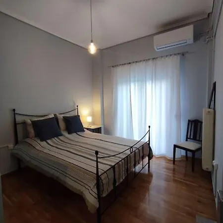 Center, St Nicholas Square, Xenios Apartment